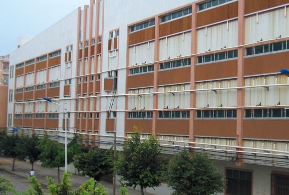 車間裝水簾能降多少度？