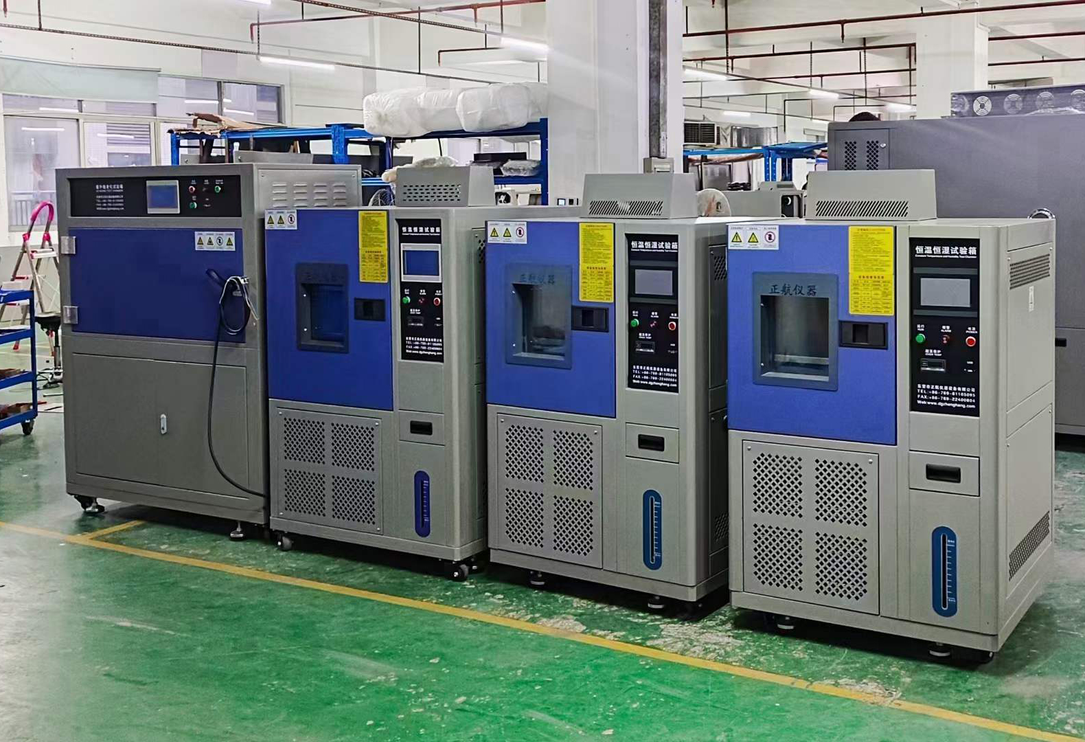 恒溫恒濕試驗(yàn)箱與紫外線(xiàn)老化試驗(yàn)箱發(fā)貨深圳客戶(hù)公司